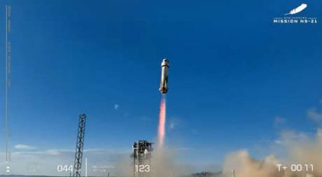 “Una oportunidad para brindar una experiencia transformadora”: Blue Origin lleva 6 turistas al espacio en su quinto vuelo tripulado (VIDEO)