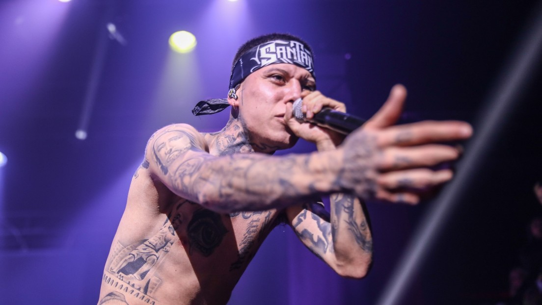 El rapero Santa Fe Klan es detenido en México en plena transmisión en ...